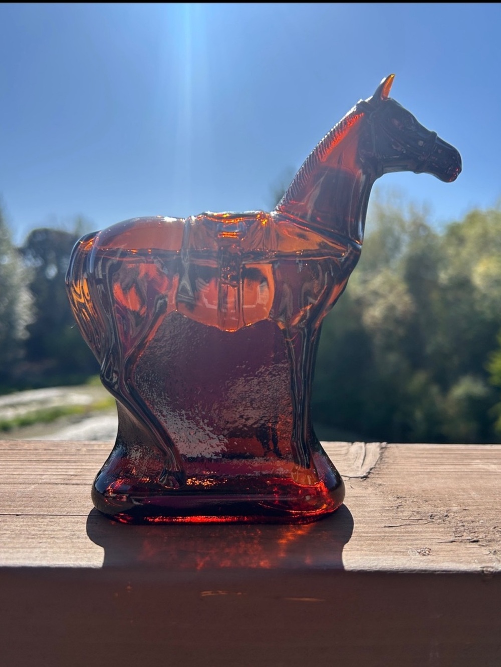 Vintage Avon Amber Horse Wild Berry Aftershave Glass Bottle Cologne